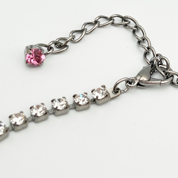 🔸NICKY BUTLER Fashion Collection Limited Edition Pink Crystal Cross Necklace - Picture 13 of 16